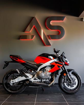 Aprilia Tuono 457