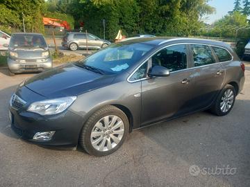 Opel Astra 1.7 CDTI 110CV Sports Tourer Cosmo