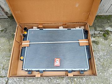 Radiatore Mercedes nuovo