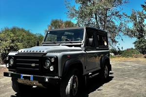 LAND ROVER DEFENDER 90 – 1996