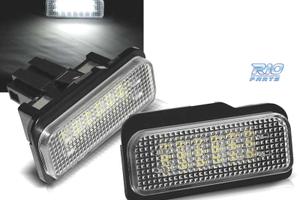 LUCI TARGA A LED MERCEDES W211 W219 R171 W203 KOMB
