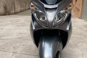 Suzuki burgman 400 km 69000
