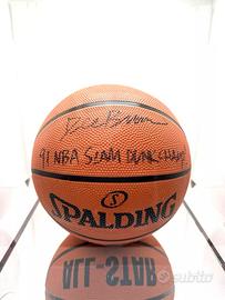 Pallone Spalding autografato Dee Brown COA Beckett