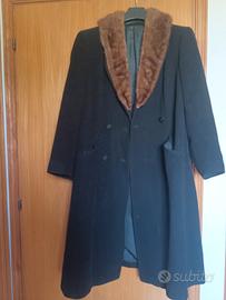 cappotto in pura lana vergine e collo di visone 