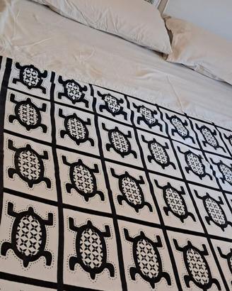 Letto matrimoniale con testiera