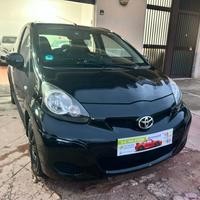 TOYOTA AYGO 1.0 68CV 2012 EURO 5 TOTAL BLACK