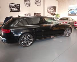 Audi A4 S4 Avant 3.0 TFSI Quattro S Tronic 333CV!