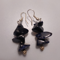 Orecchini con pendenti in pietra dure