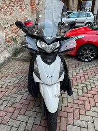 Kymco People GT