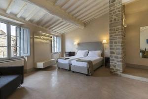 Immobile di 300 m² con più di 5 locali a Civitella