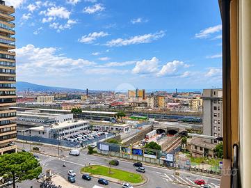 4 LOCALI A NAPOLI