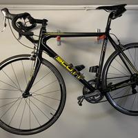 Bicicletta da corsa SCOTT in carbonio