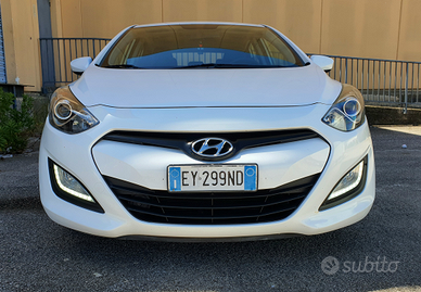 Hyundai i30 1.4 16v DOHC 100cv benzina/GPL