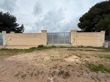Terreno recintato zona villette