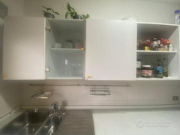 Cucina usata, ma perfettamente funzionante - €100