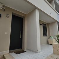 Cavallino: villetta a schiera arredata