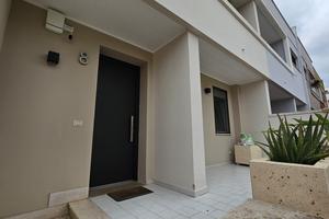 Cavallino: villetta a schiera arredata