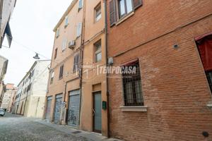 QUADRILOCALE SECONDO PIANO