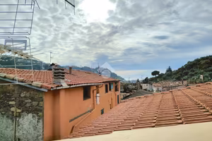 4 LOCALI A TAGGIA