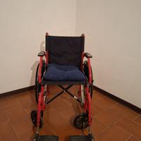 CARROZZINA ANZIANI O DISABILI 