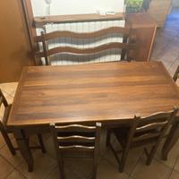 Tavolo  in arte povera 4 sedie e cassapanca