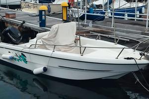 Barca Scafo Open Capelli 17con motore Suzuki 40/70