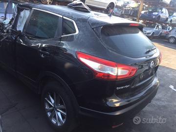Nissan quashqai 2014