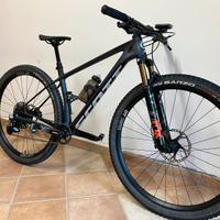 Scott Scale 940 Carbon Granite Black