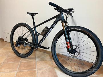 Scott Scale 940 Carbon Granite Black