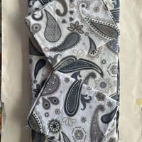 Copri piumino matrimoniale Ikea con 2 federe.