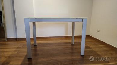 Tavolo connubia in Vetro Bianco allungabile