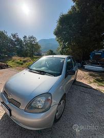 Toyota  Yaris 