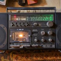 Radio sanyo M 9998LU