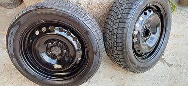 Coppia di copertoni termici autovettura raggio 16 