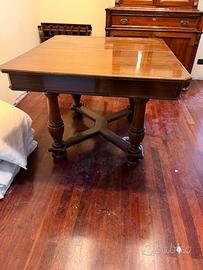 Tavolo 800 siciliano