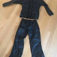 tuta antipioggia nera