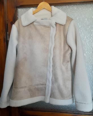 Caldo cappotto con pelo