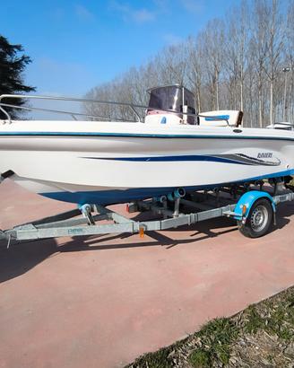 barca Ranieri azzurra motorizzata evinrude etec 40