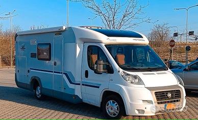 Camper semi integrale Weinsberg