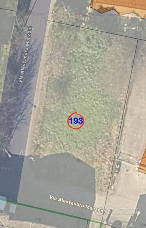 Immobile in asta di 578 m² a Cadelbosco di Sopra - Altro