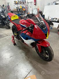 Honda cbr 600 rr anno 2008 pronto pista