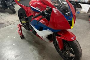 Honda cbr 600 rr anno 2008 pronto pista