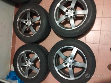 Gomme nokian 225/60/17 103H invernali con cerchi