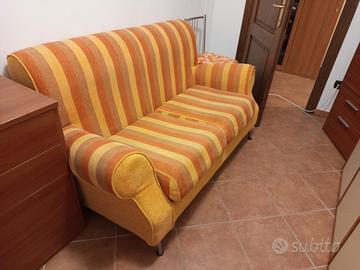 divano 2 posti