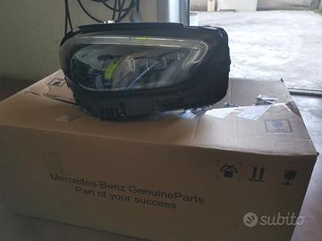 faro ant. sx. e dx. mercedes W206 A2069062605/6