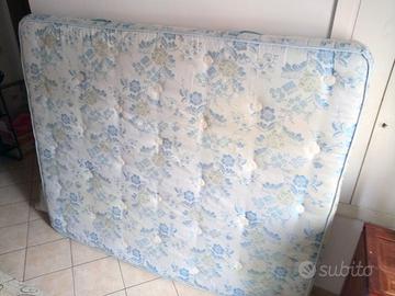 Materasso Eminflex matrimoniale usato