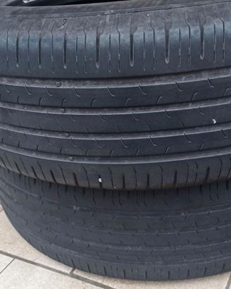 Gomme Continental 215/60/17/ Dott 2022