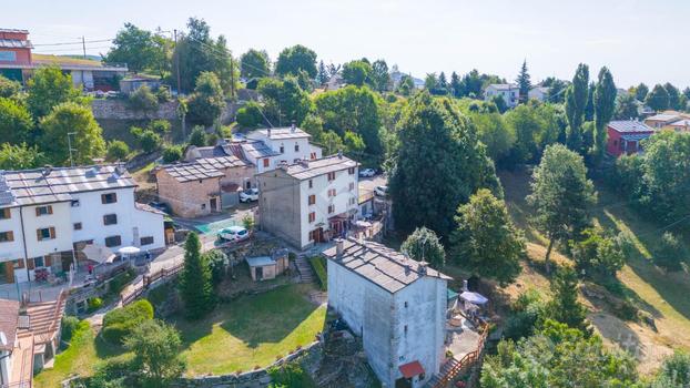 RUSTICO A BOSCO CHIESANUOVA