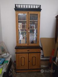vecchia credenza