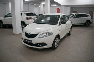 Lancia Ypsilon 1.2 69 CV 5 porte Silver